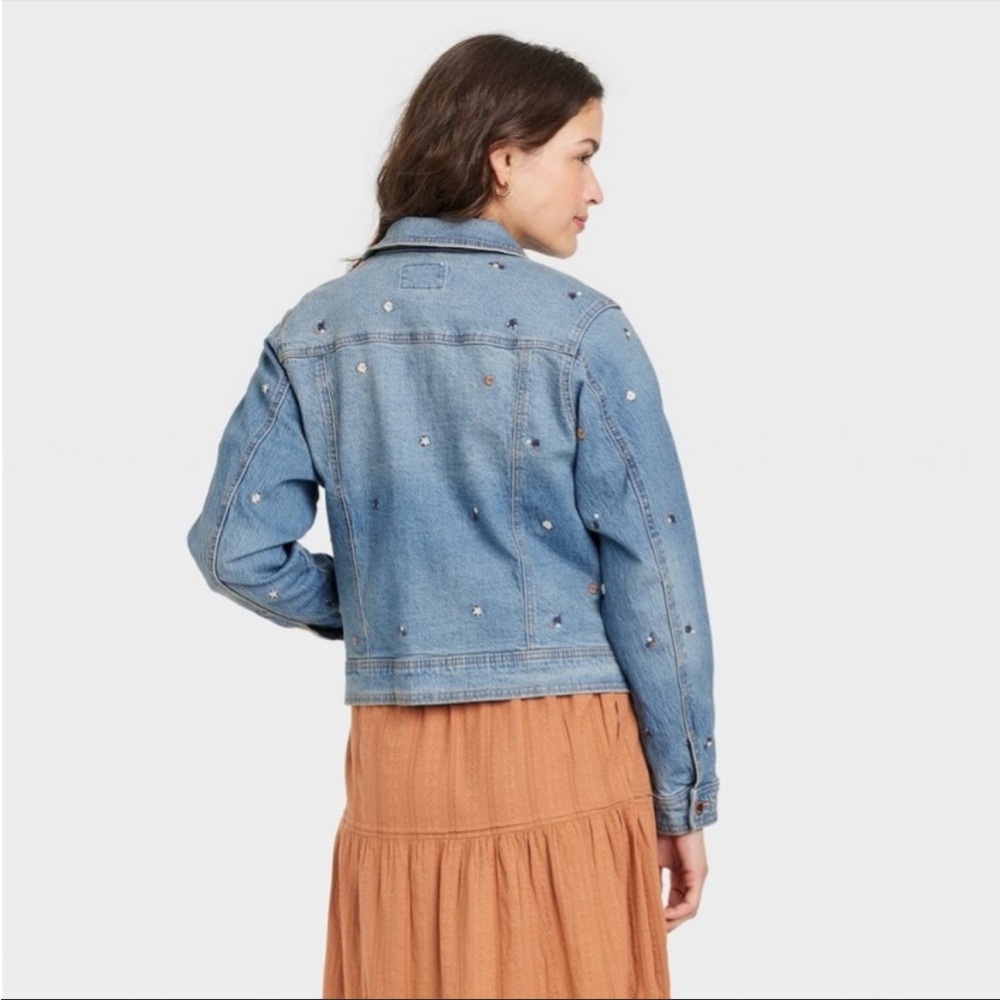 Universal Thread Blue Jean Jacket - Picture 2 of 3